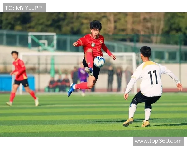 追逐梦想的日本足球明星们在绿茵场上书写传奇人生